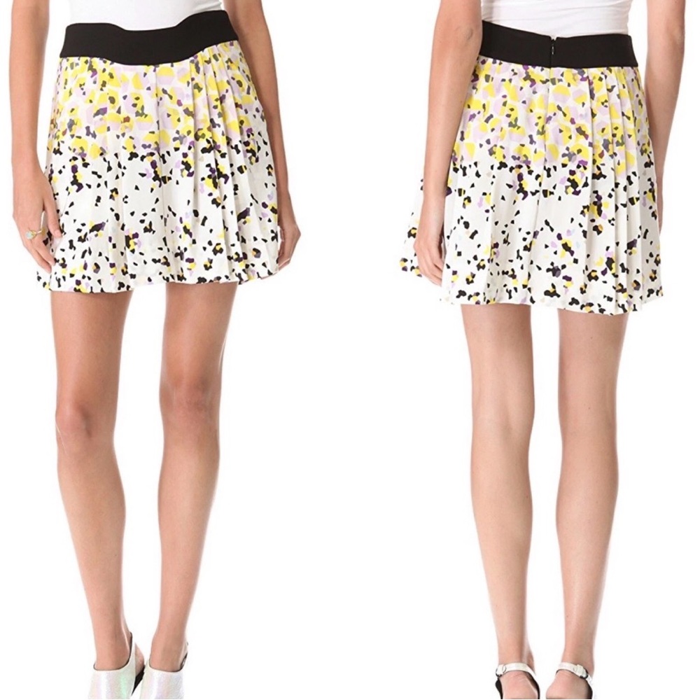 NWT Diane Von Furstenberg White Black Yellow A-Line Pleated Skirt Leman Silk Sz8